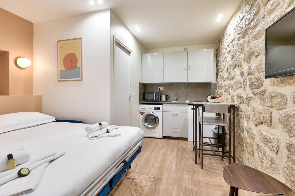 Studio Confortable Au Coeur De Paris Apartment Luaran gambar